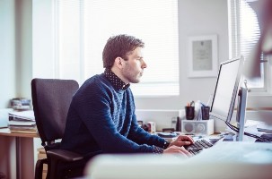 Ursaach vun der Prostatitis - eng sitzende Polynesier
