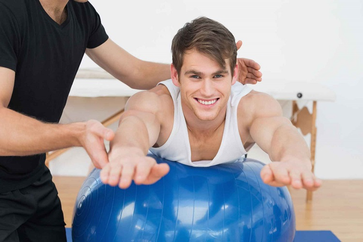Übungen iwwer Fitball fir Prostatitis